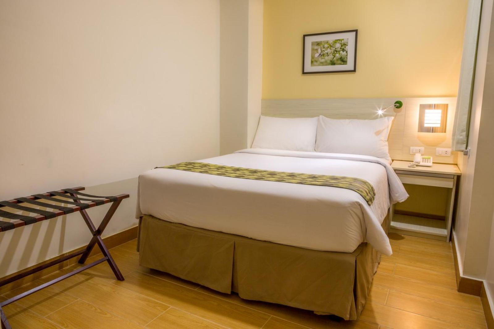 Hamersons Hotel Cebu Екстер'єр фото
